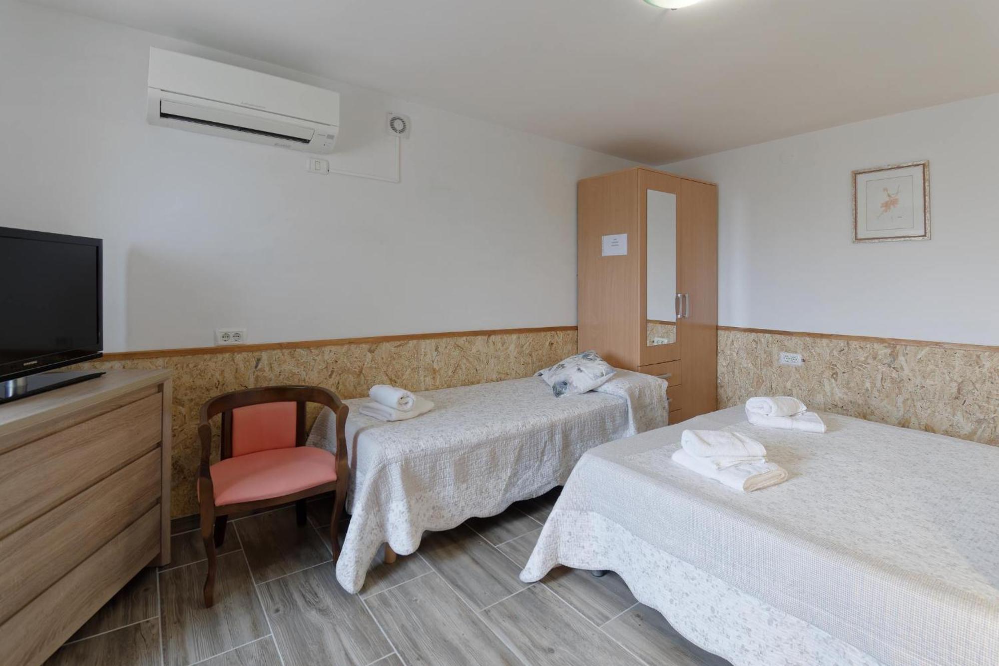 Apartments Smile By Rent Istria โกรชน์ยัน ภายนอก รูปภาพ